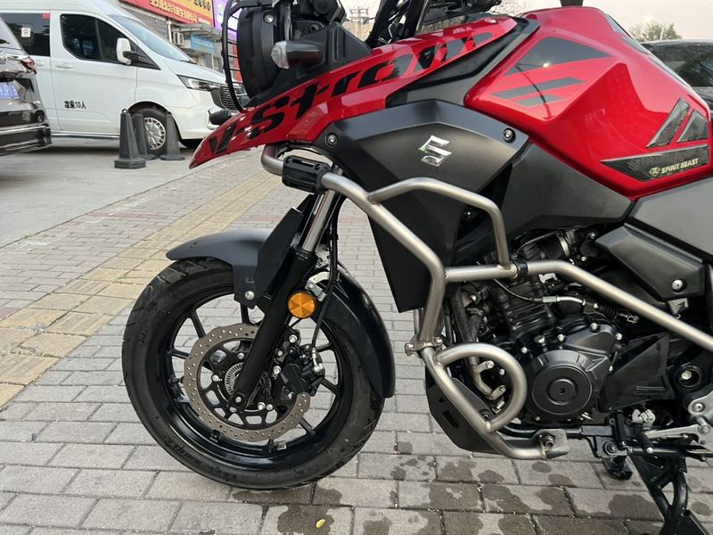 二手豪爵铃木DL250
