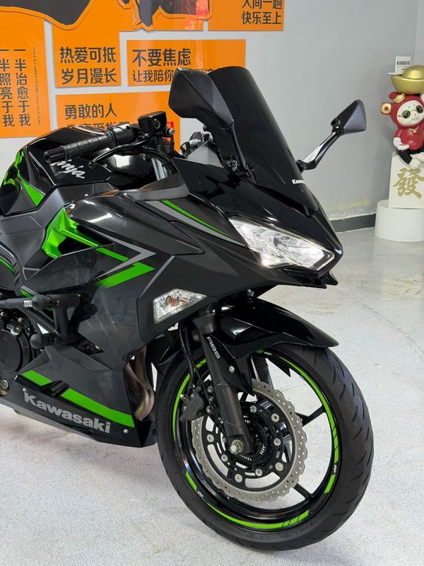 二手川崎Ninja 400