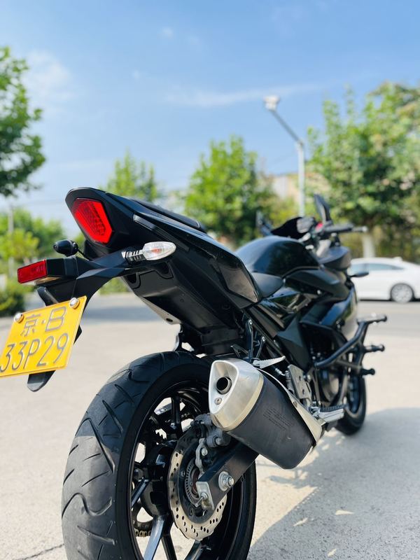二手豪爵铃木GSX250R