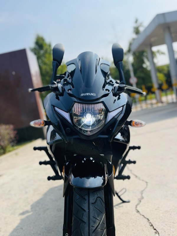 二手豪爵铃木GSX250R