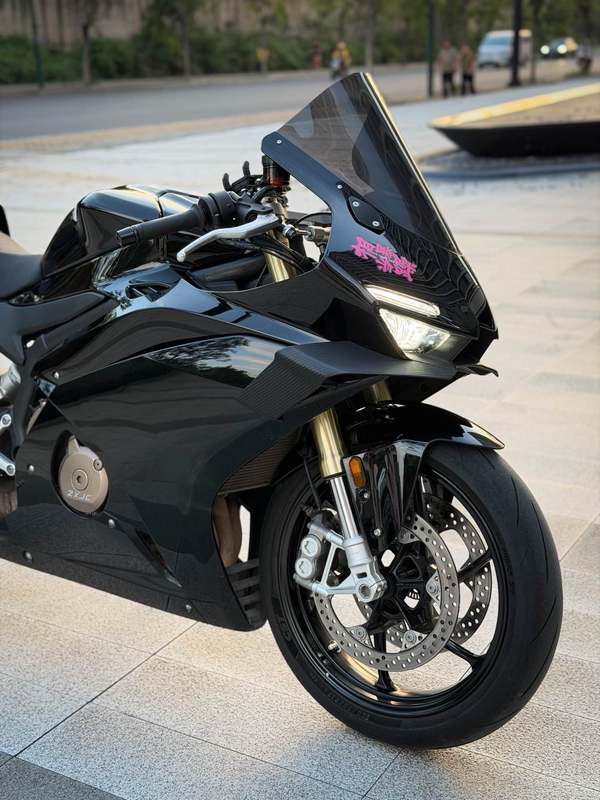二手张雪机车500RR