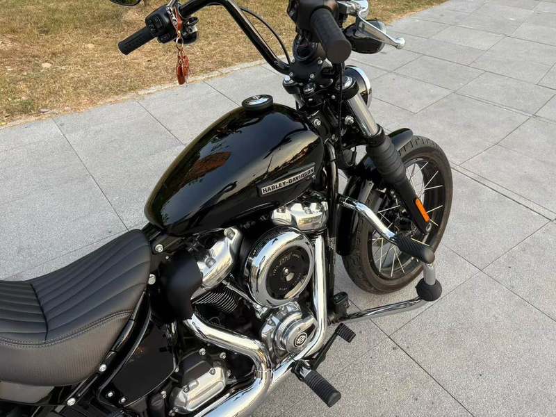 二手哈雷戴维森街霸 Street Bob