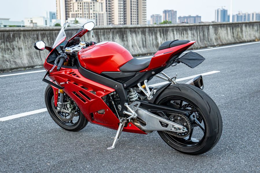 二手张雪机车820RR