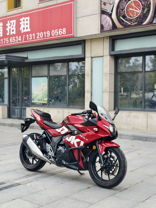 二手豪爵铃木GSX250R