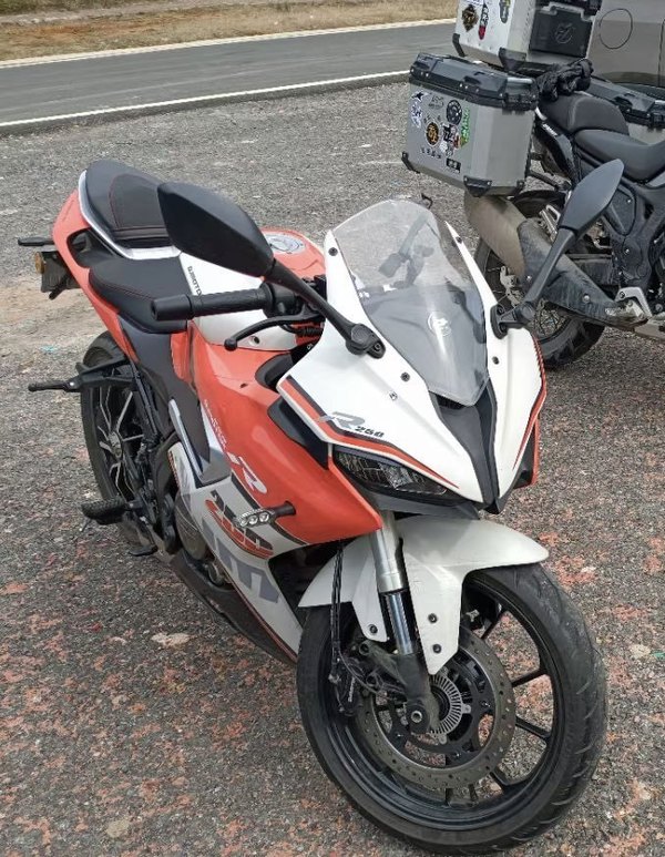 二手QJMOTOR赛250