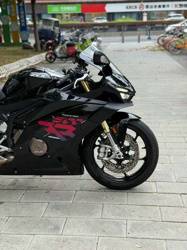 二手张雪机车500RR