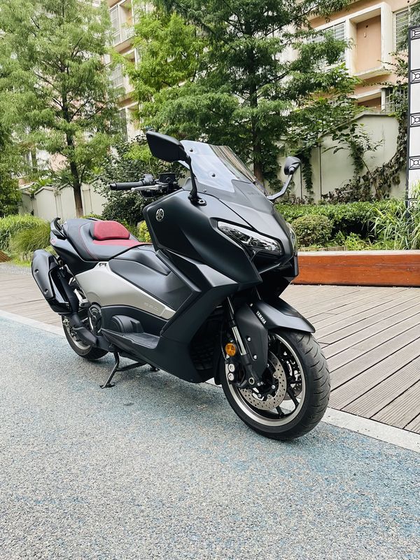 二手雅马哈TMAX