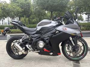 二手贝纳利龙卷风 Tornado 302R