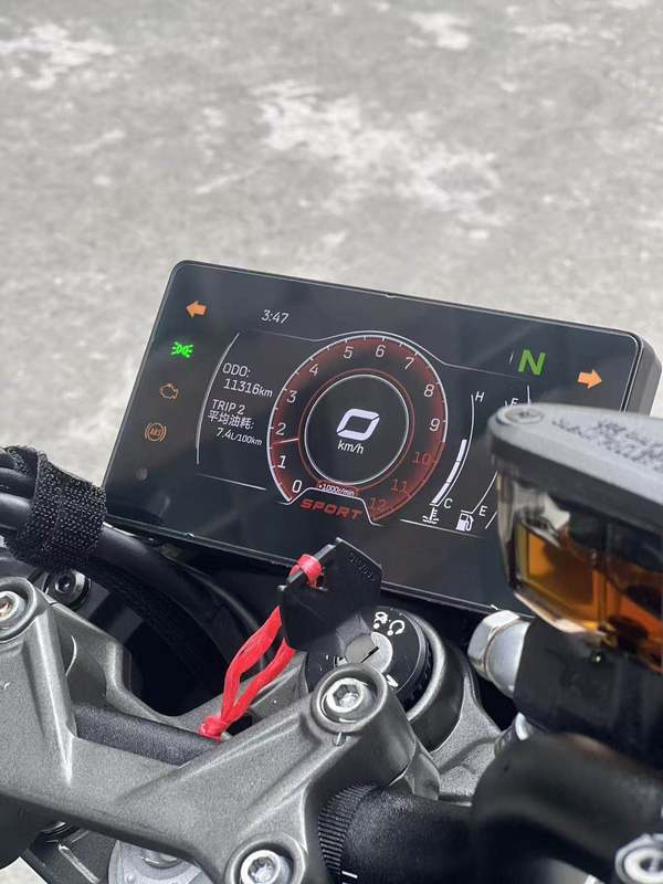 二手春风650NK