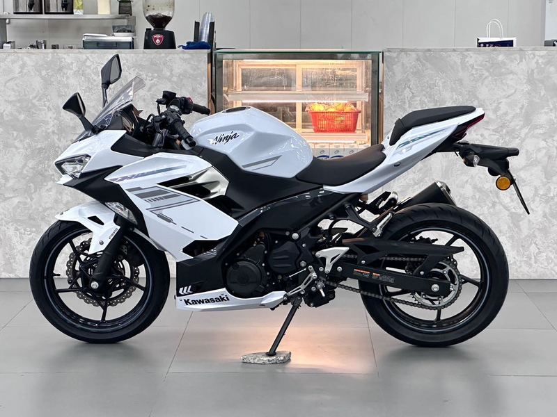 二手川崎Ninja 400