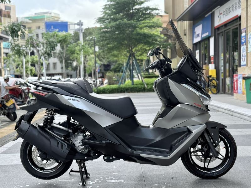 二手无极SR250GT