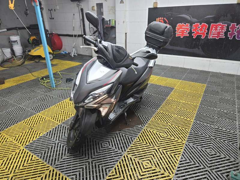 二手新大洲本田裂行 RX125Fi