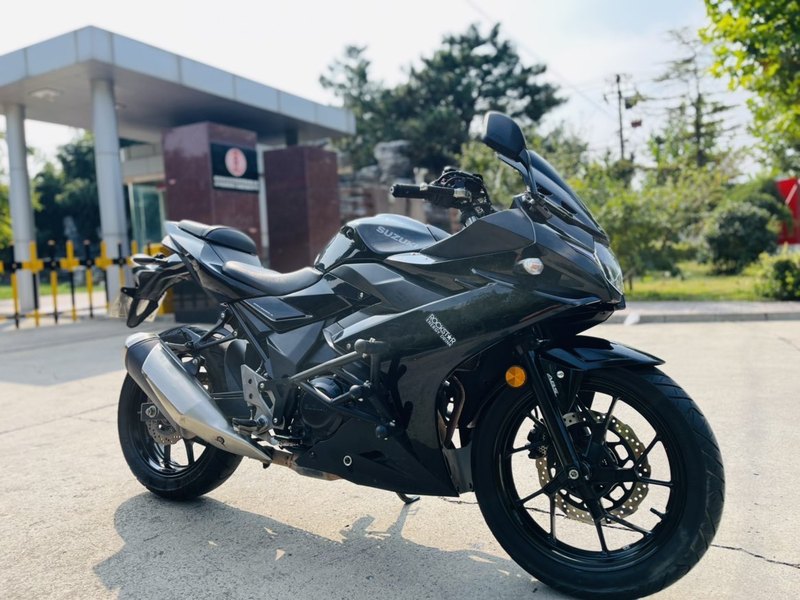 二手豪爵铃木GSX250R