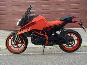 二手KTMR2R390 Duke