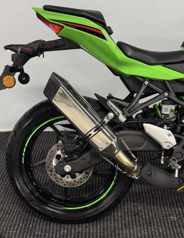 二手川崎ZX-4R