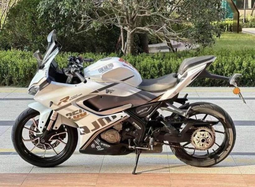 二手QJMOTOR赛250