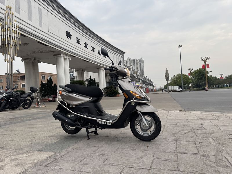 二手建设雅马哈巧格i