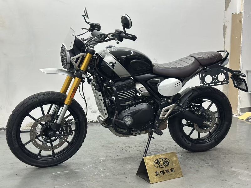 二手凯旋Scrambler 400 X