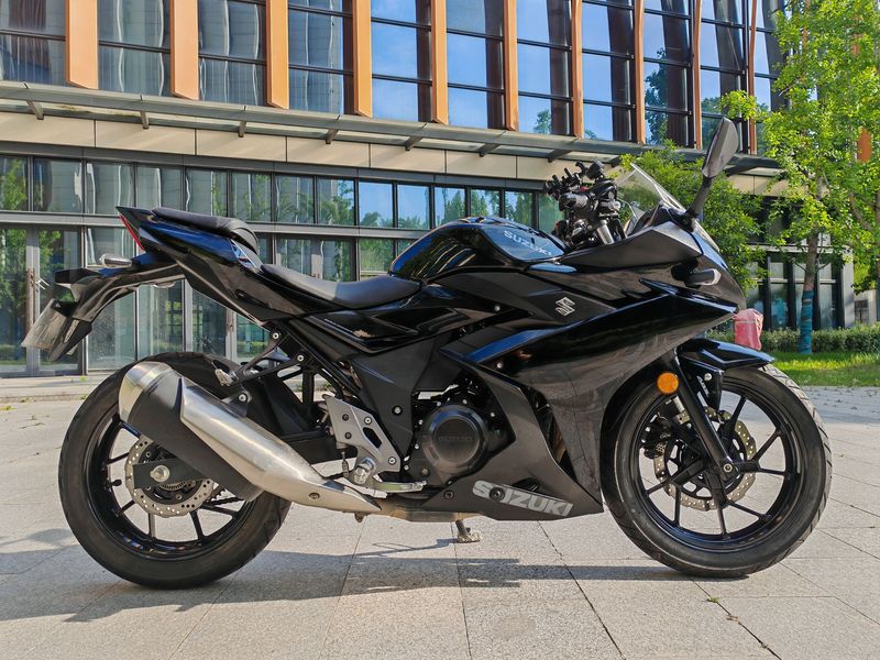 二手豪爵铃木GSX250R