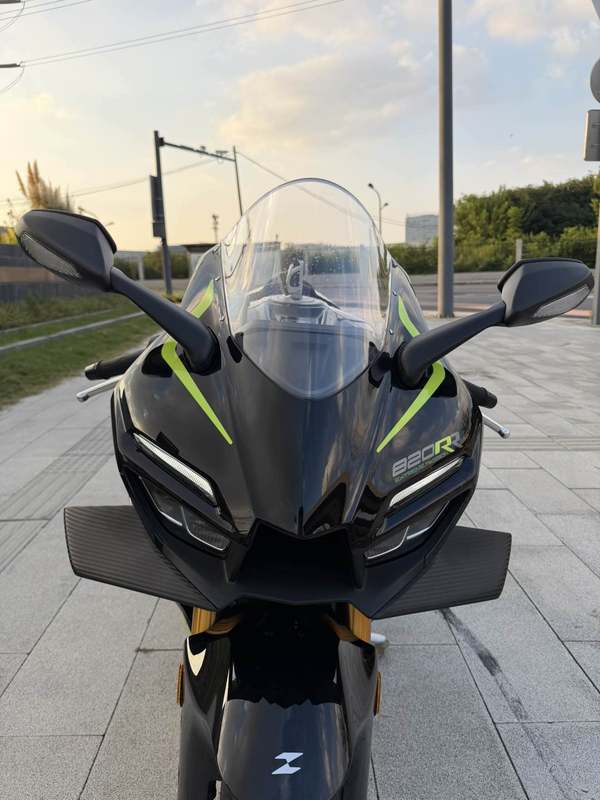 二手张雪机车820RR
