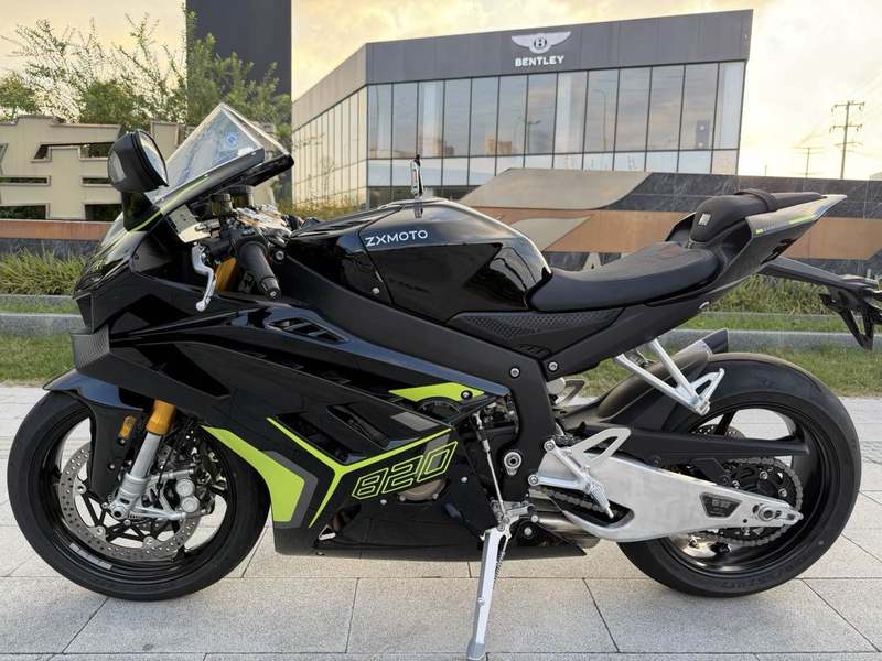 二手张雪机车820RR