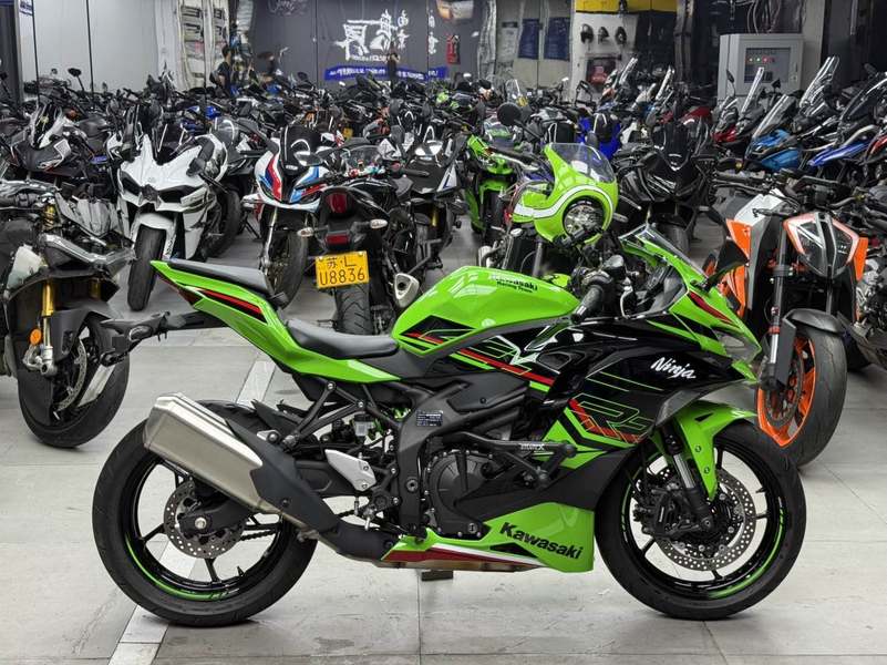 二手川崎ZX-4R