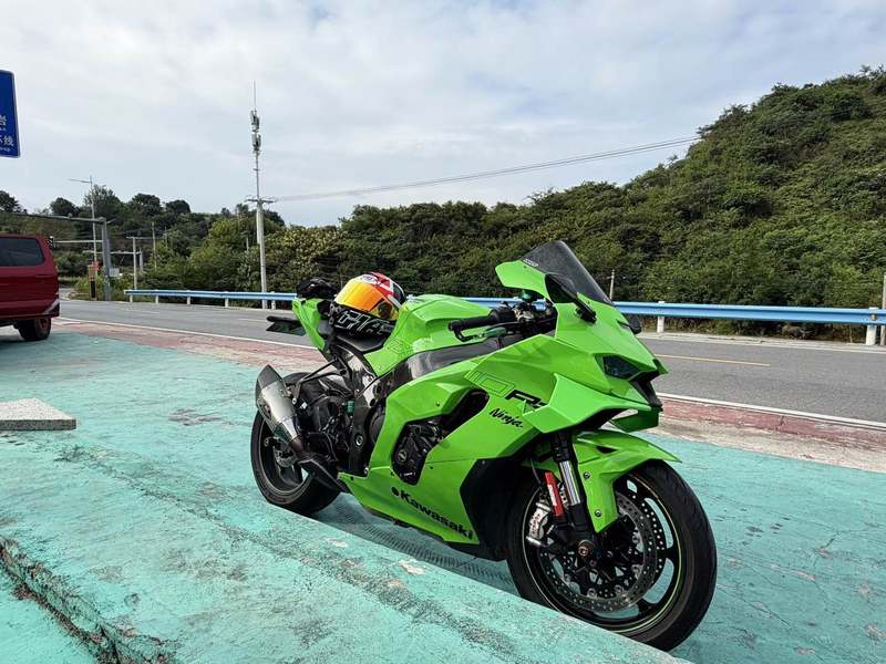 二手川崎Ninja ZX-10RR(海外)