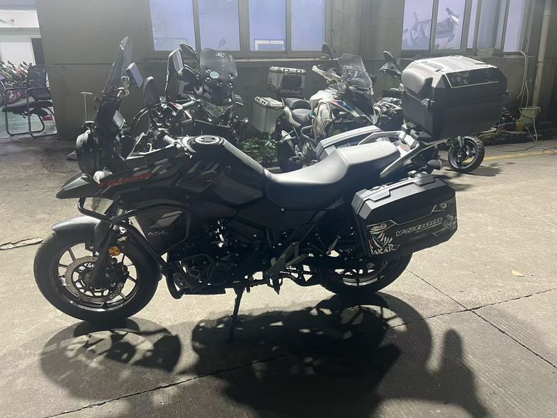 二手豪爵铃木DL250