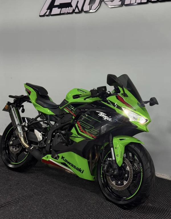 二手川崎ZX-4R