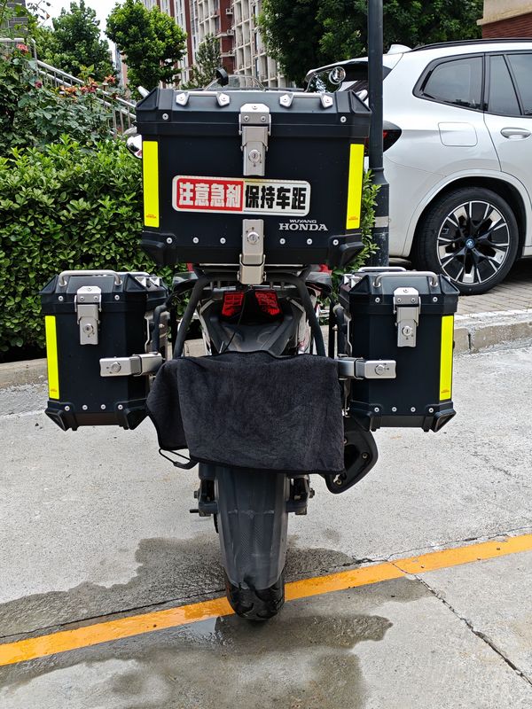 二手五羊本田猛鸷 CB190X
