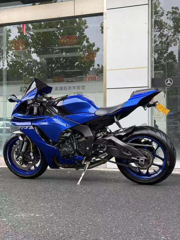 二手雅马哈YZF-R1