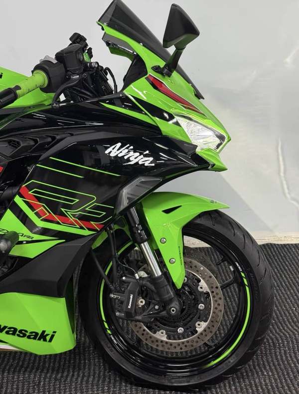 二手川崎ZX-4R