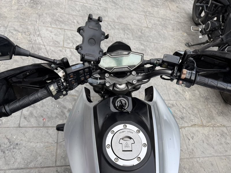 二手春风250NK