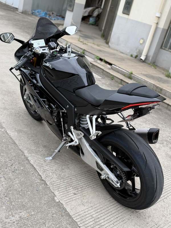 二手张雪机车820RR