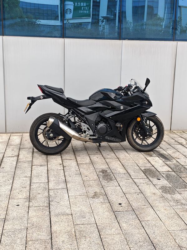 二手豪爵铃木GSX250R