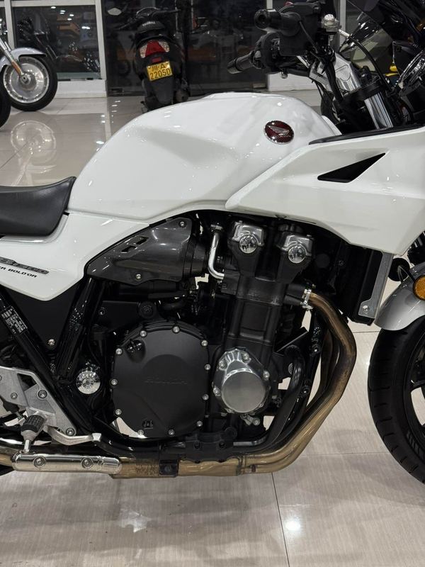 二手本田CB1300 Super Bol D'or