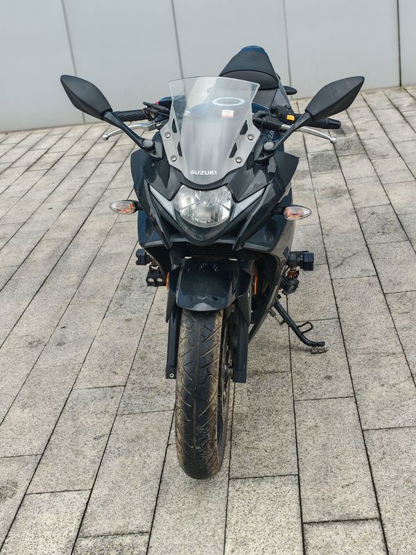 二手豪爵铃木GSX250R