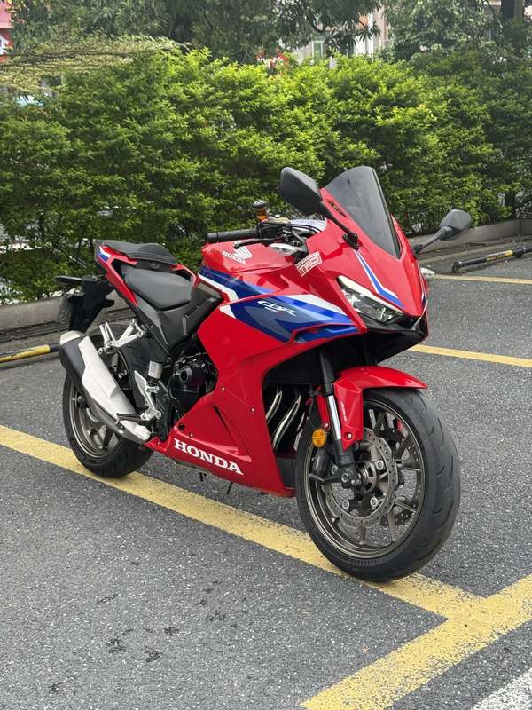 二手本田CBR400R