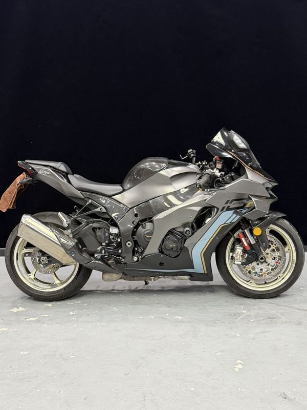 二手川崎Ninja ZX-10R
