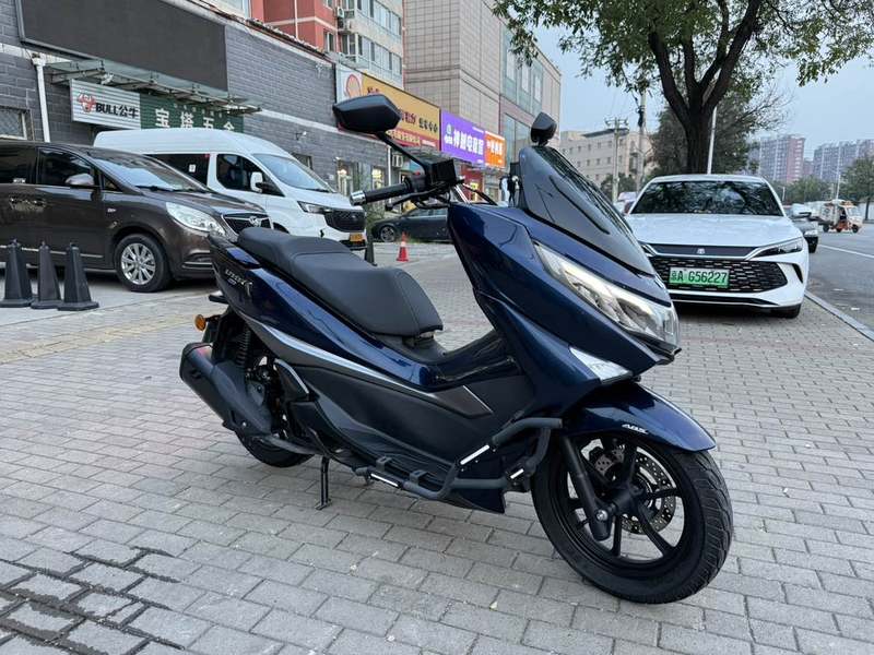 二手豪爵UHR150