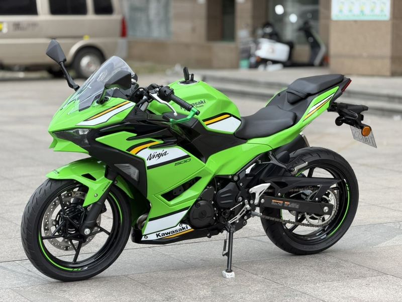 二手川崎Ninja 500