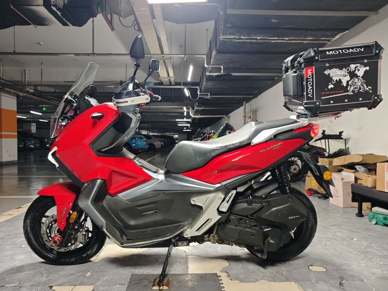 二手布雷斯通极宙 ADV150