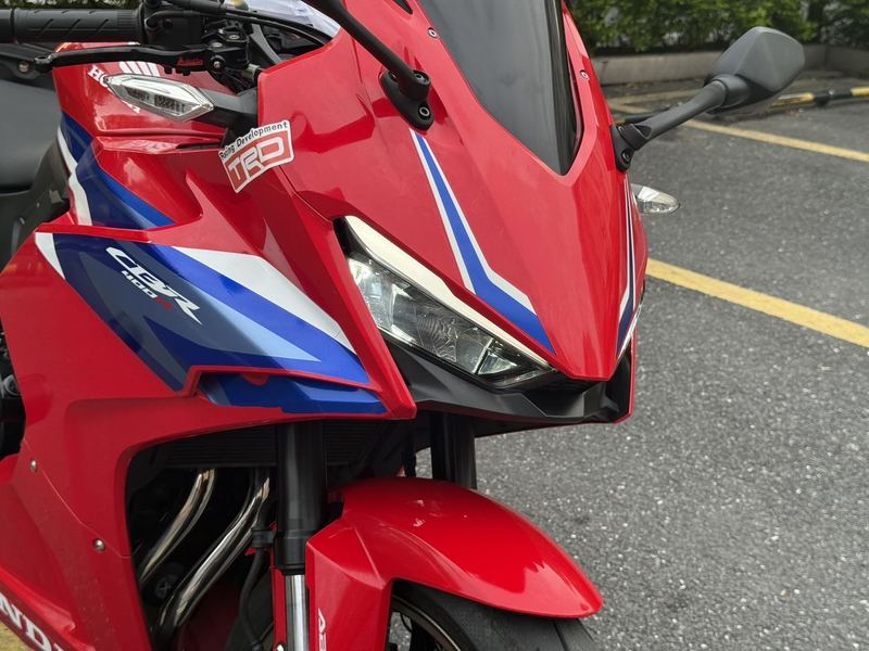二手本田CBR400R