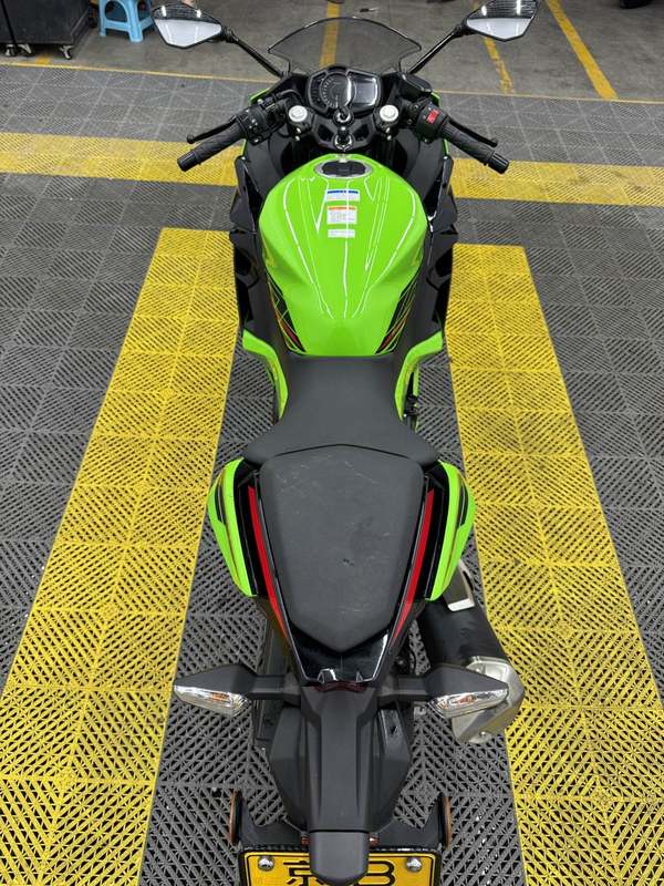 二手川崎Ninja 400