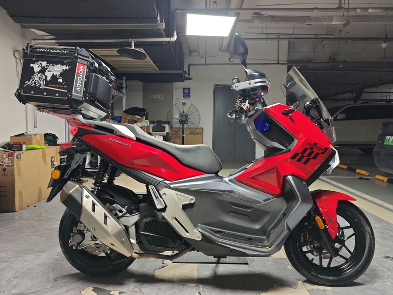 二手布雷斯通极宙 ADV150