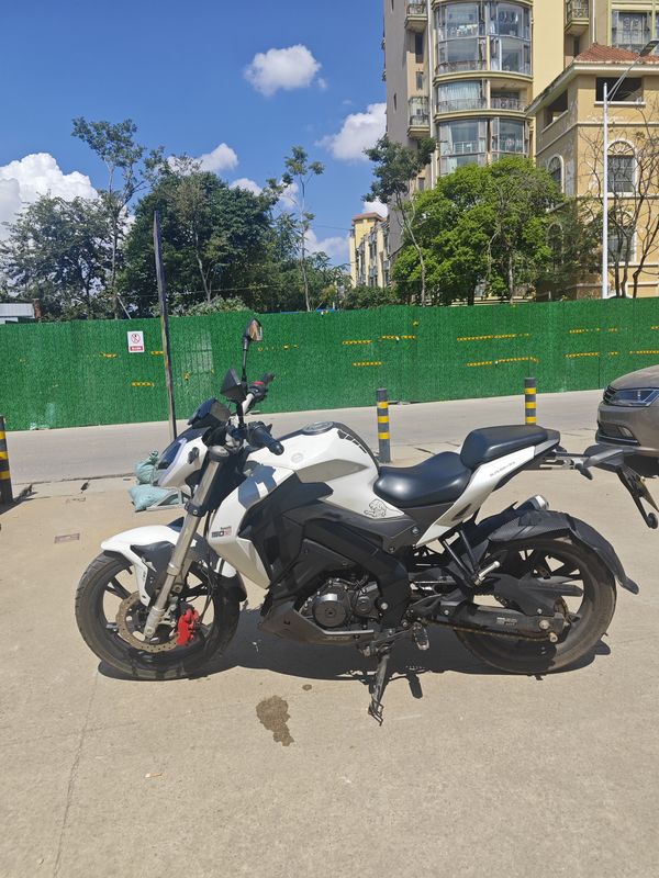 二手贝纳利小迅龙 BN150S