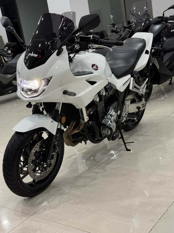 二手本田CB1300 Super Bol D'or