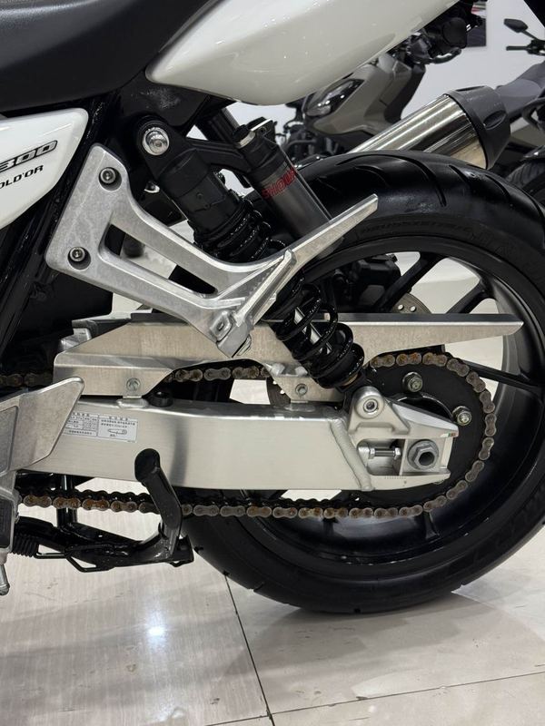 二手本田CB1300 Super Bol D'or