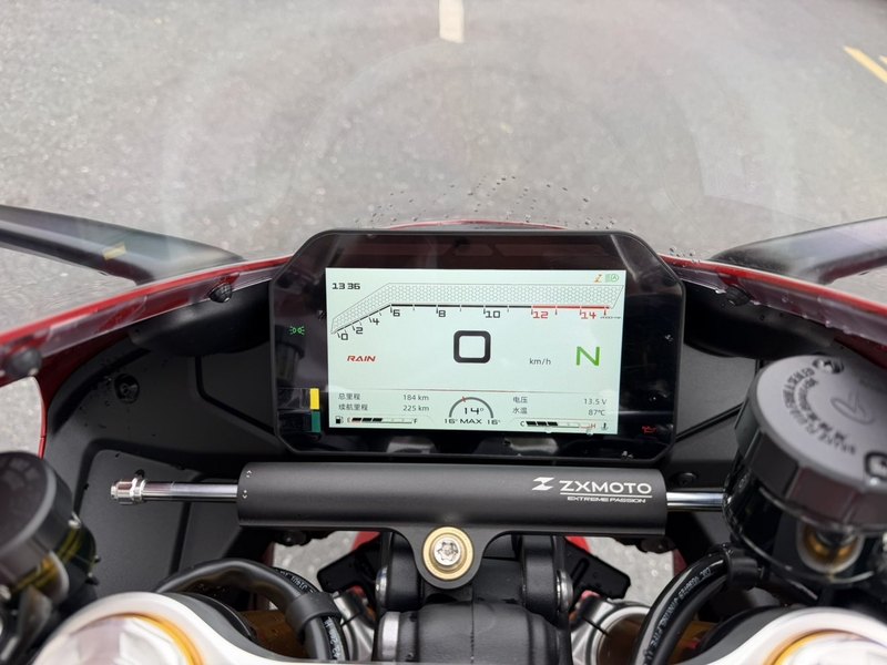 二手张雪机车820RR