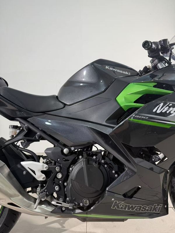 二手川崎Ninja 400